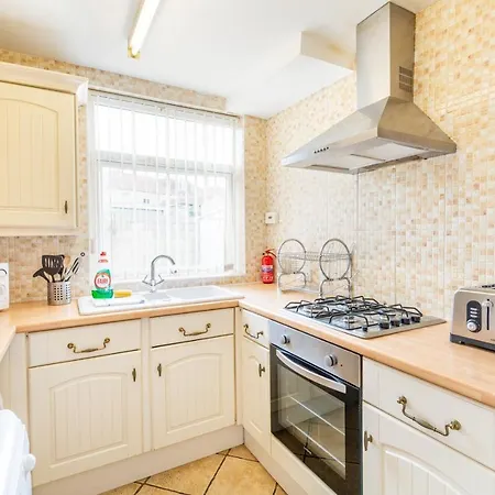 Stanley House - Free Parking For Multiple Vehicles By Cliftonvalley *