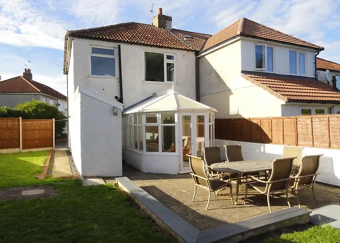 Holiday home Stanley House - Free Parking For Multiple Vehicles By Cliftonvalley